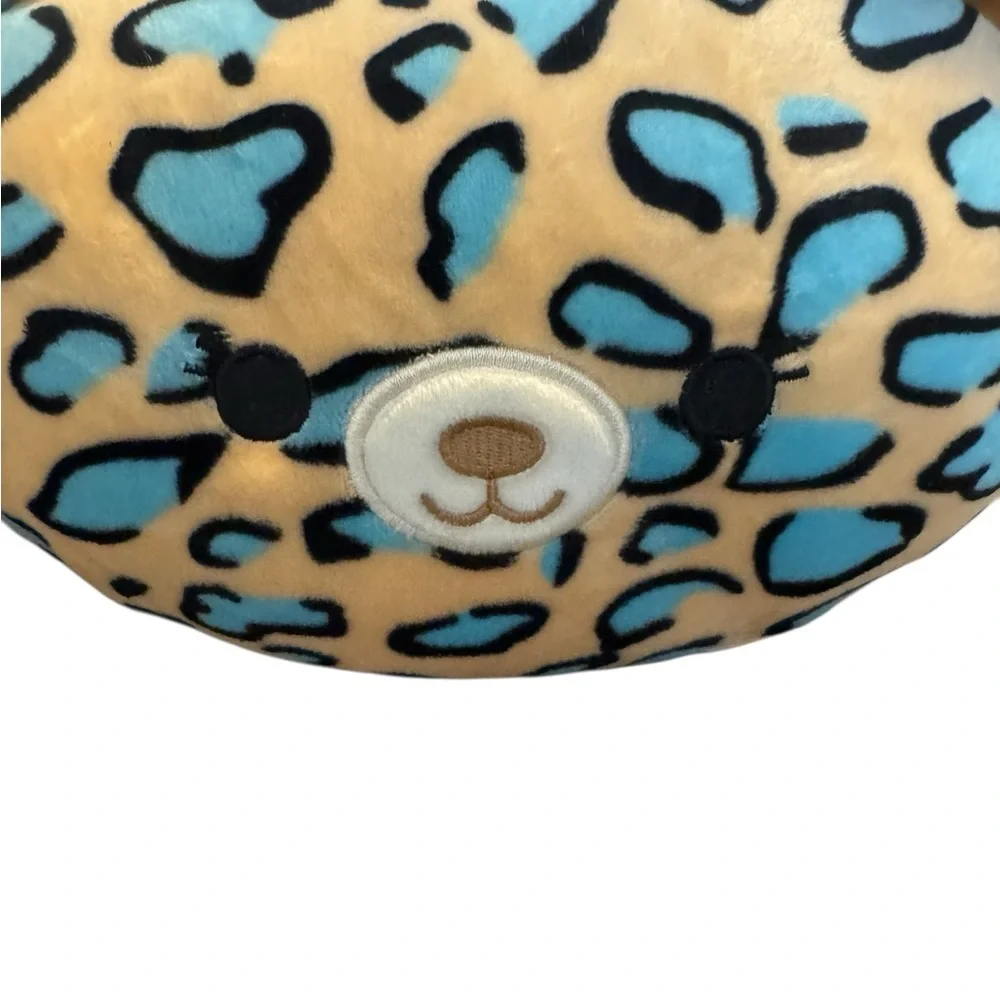 Liv The Leopard Stackable 8
